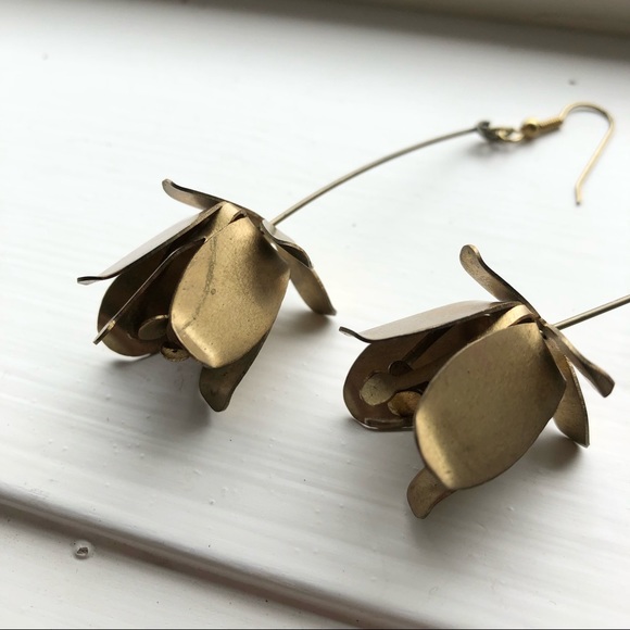 Metal Flower Earrings - Picture 3 of 4